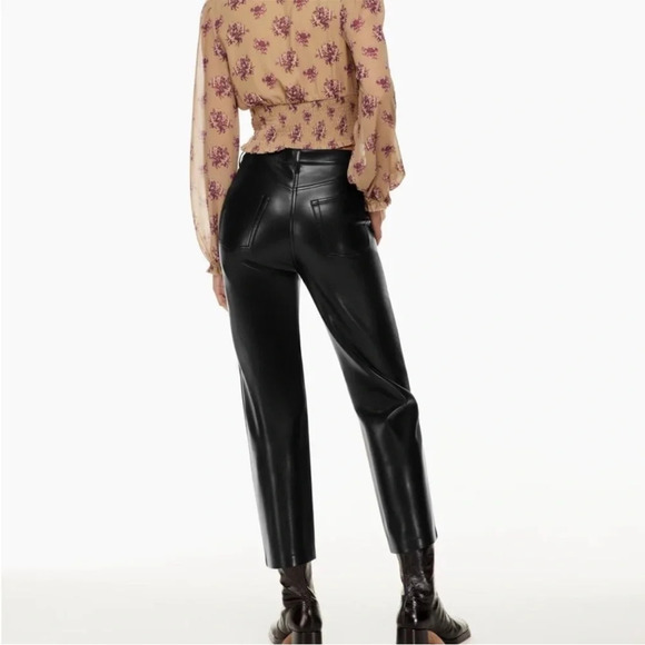 Aritzia Wilfred The Melina Cropped Straight Leg Pants Black Vegan Leather Size 2 - Picture 2 of 8